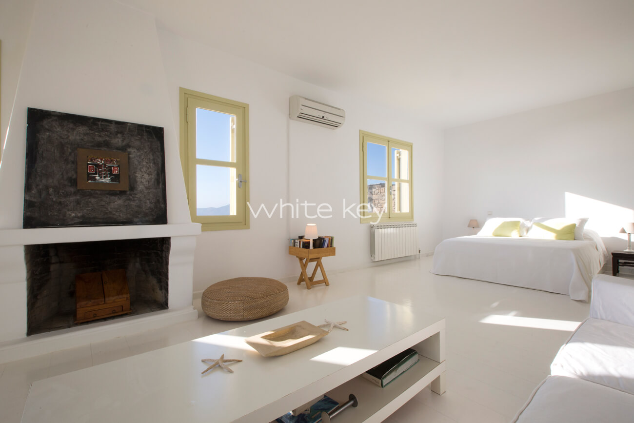 33-WhiteKey-Villa-Eleodora-Mykonos-227_IMG_0478.jpg
